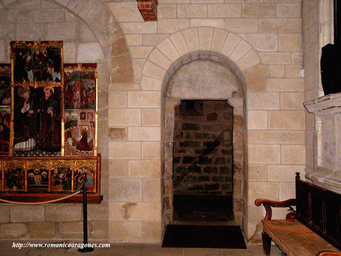 MURO SUR AL INTERIOR: PORTADA